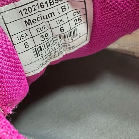 Brooks Maroon Velvet/Black Gold Running Shoe Sneaker 1102051D662 SZ 8 - Picture 8 of 8